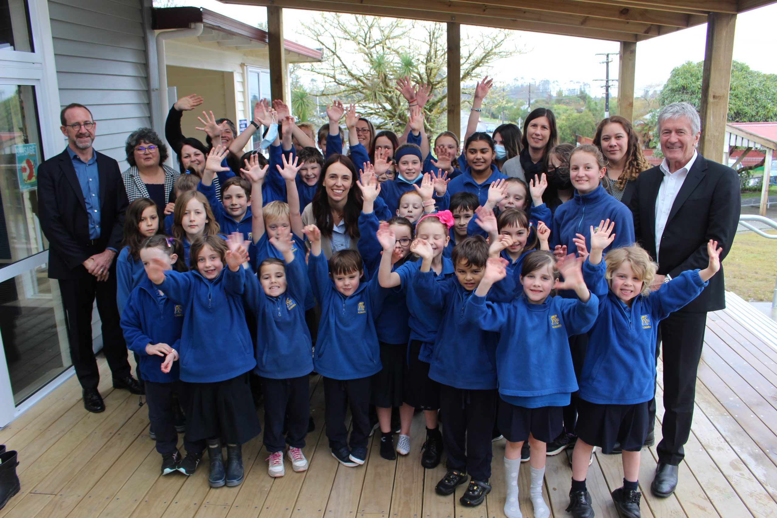 Prime Minister drops into Kumara School Greymouth Star