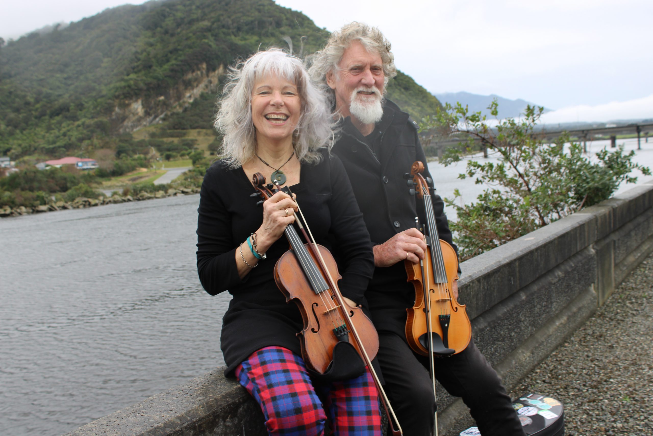 Fiddlers to play at Edinburgh Tattoo - Greymouth Star